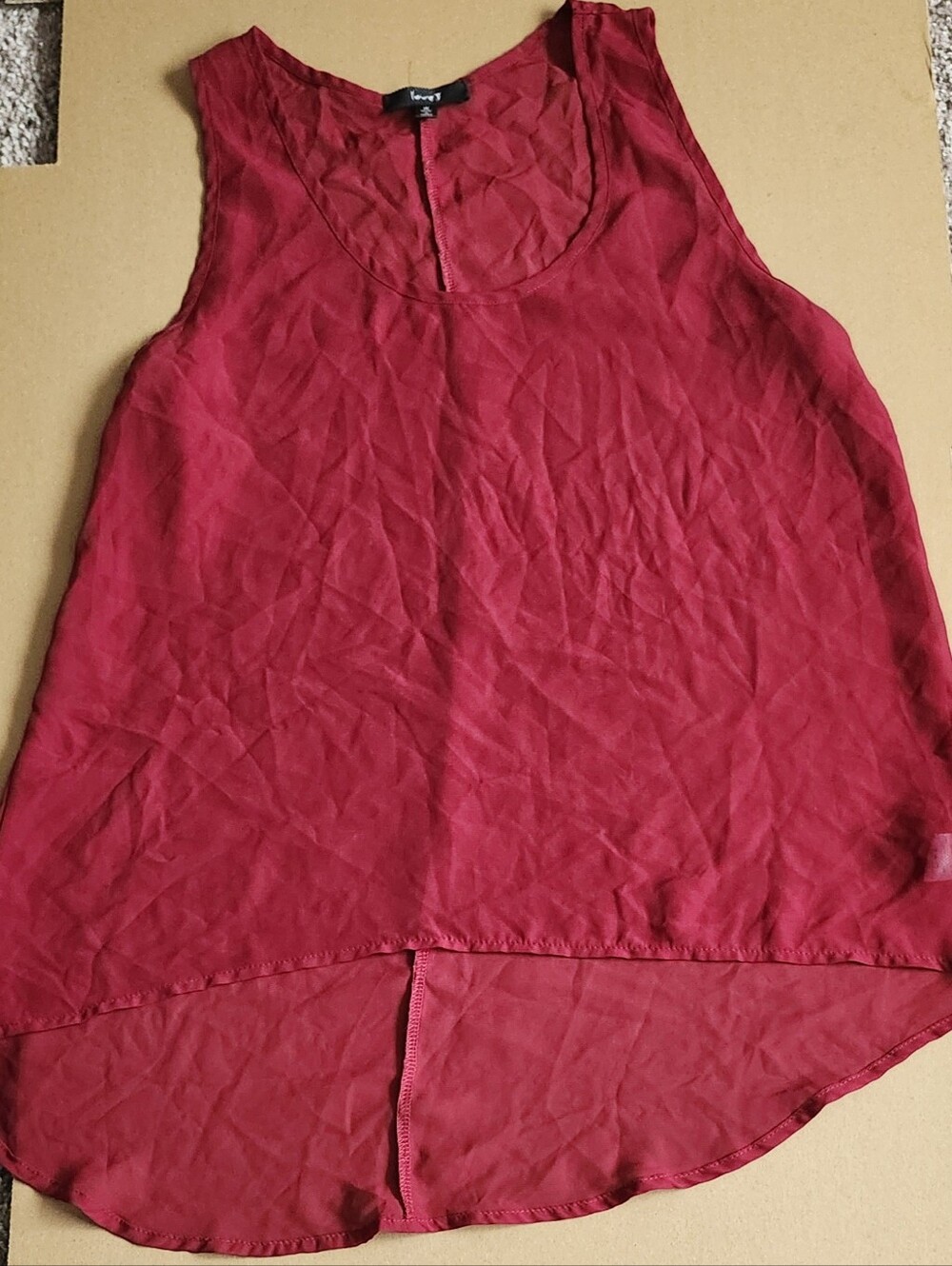Flowy Women's Sleeveless Tank Top - Red